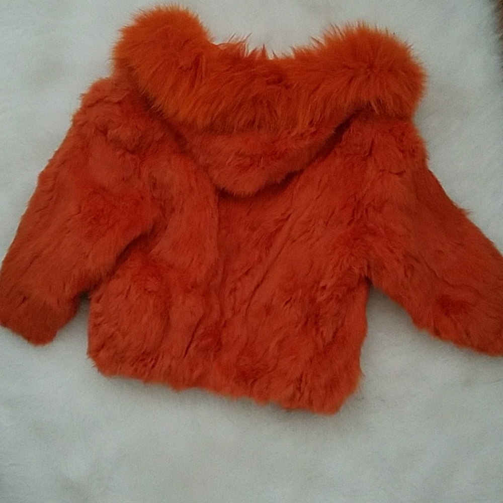 ******SOLD******Girls fur jacket - Picture 2 of 4